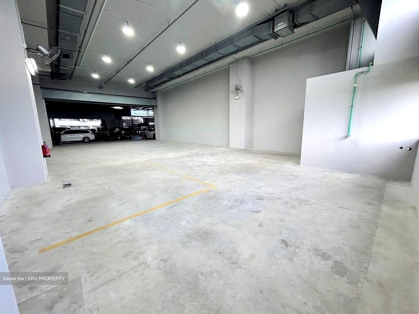 Carros Centre (D25), Factory #630133021